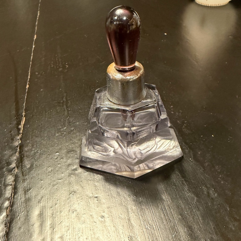 Vintage Purple Glass Perfume Bottle with teardrop stopper